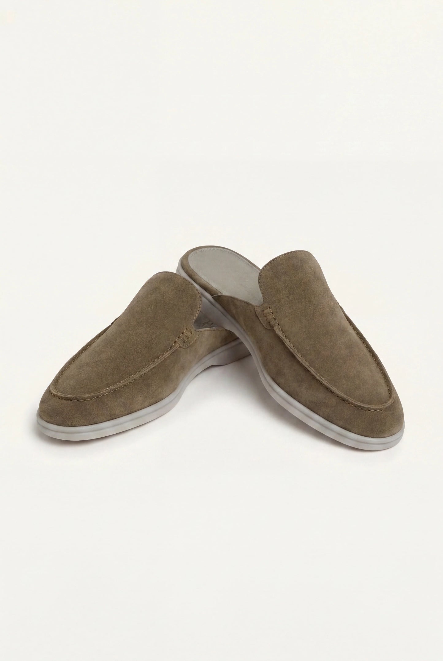Olive Suède Yacht Mule
