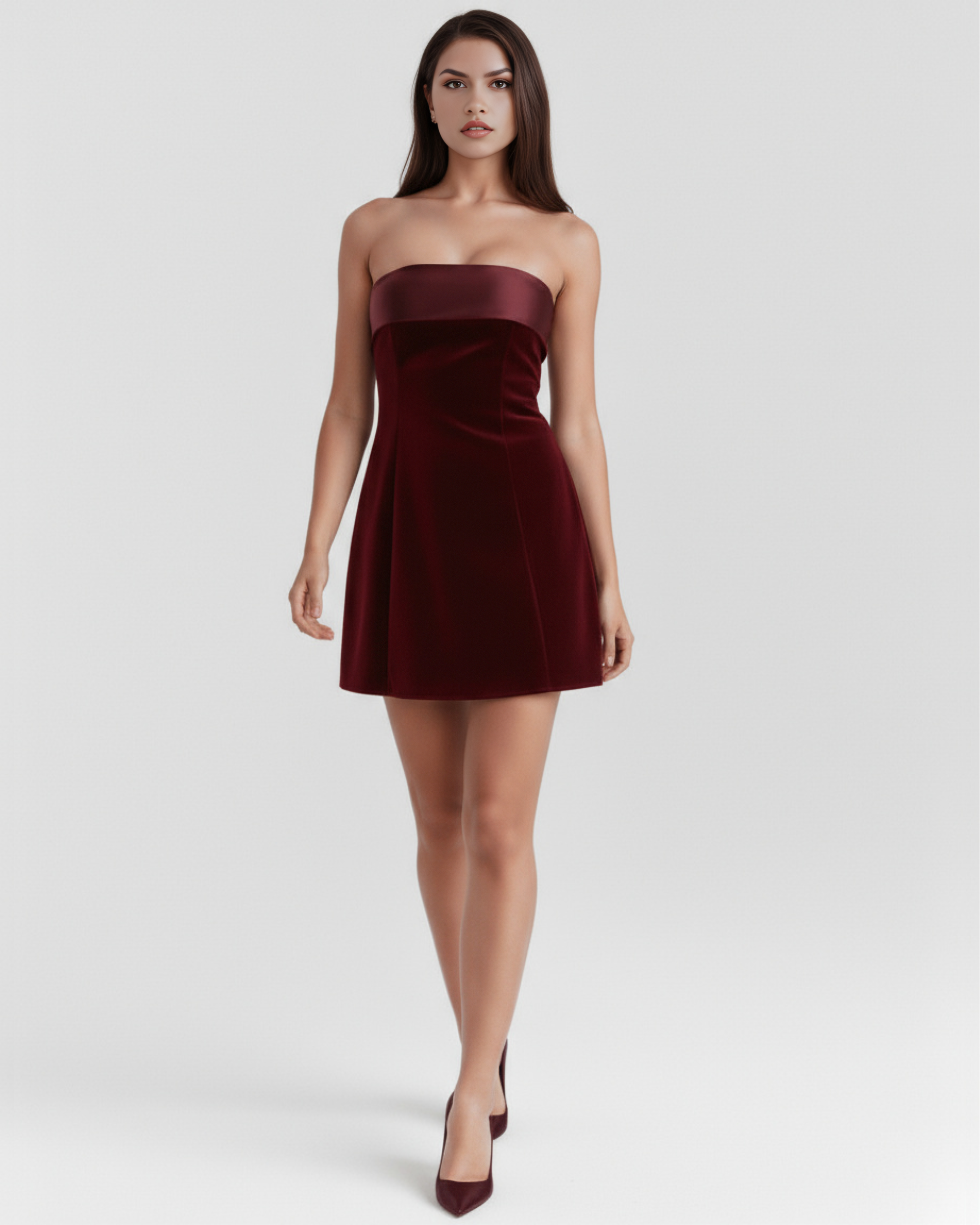 Short strapless dress with velvet finish