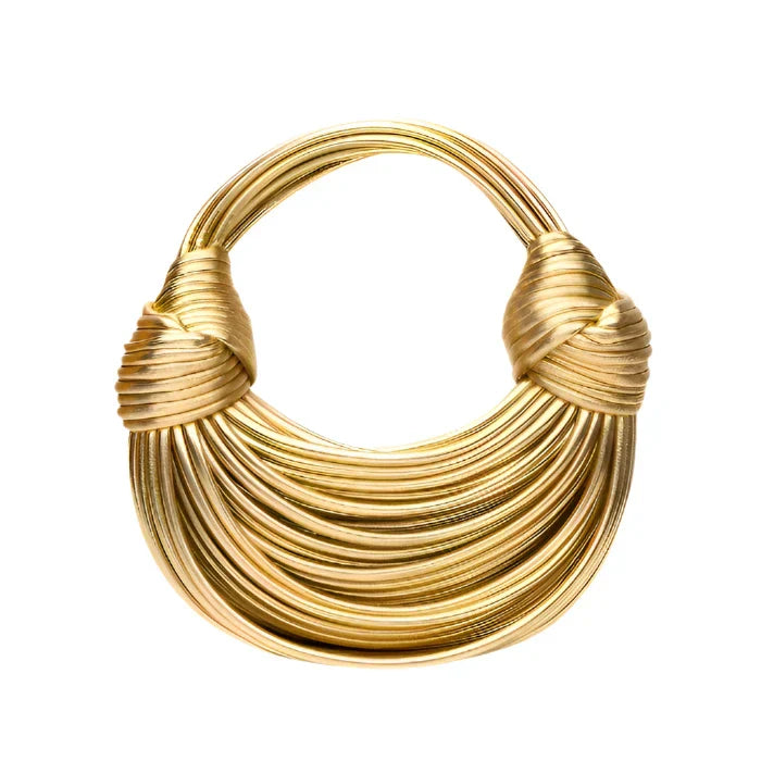 Rigid gold necklace with a sculptural design