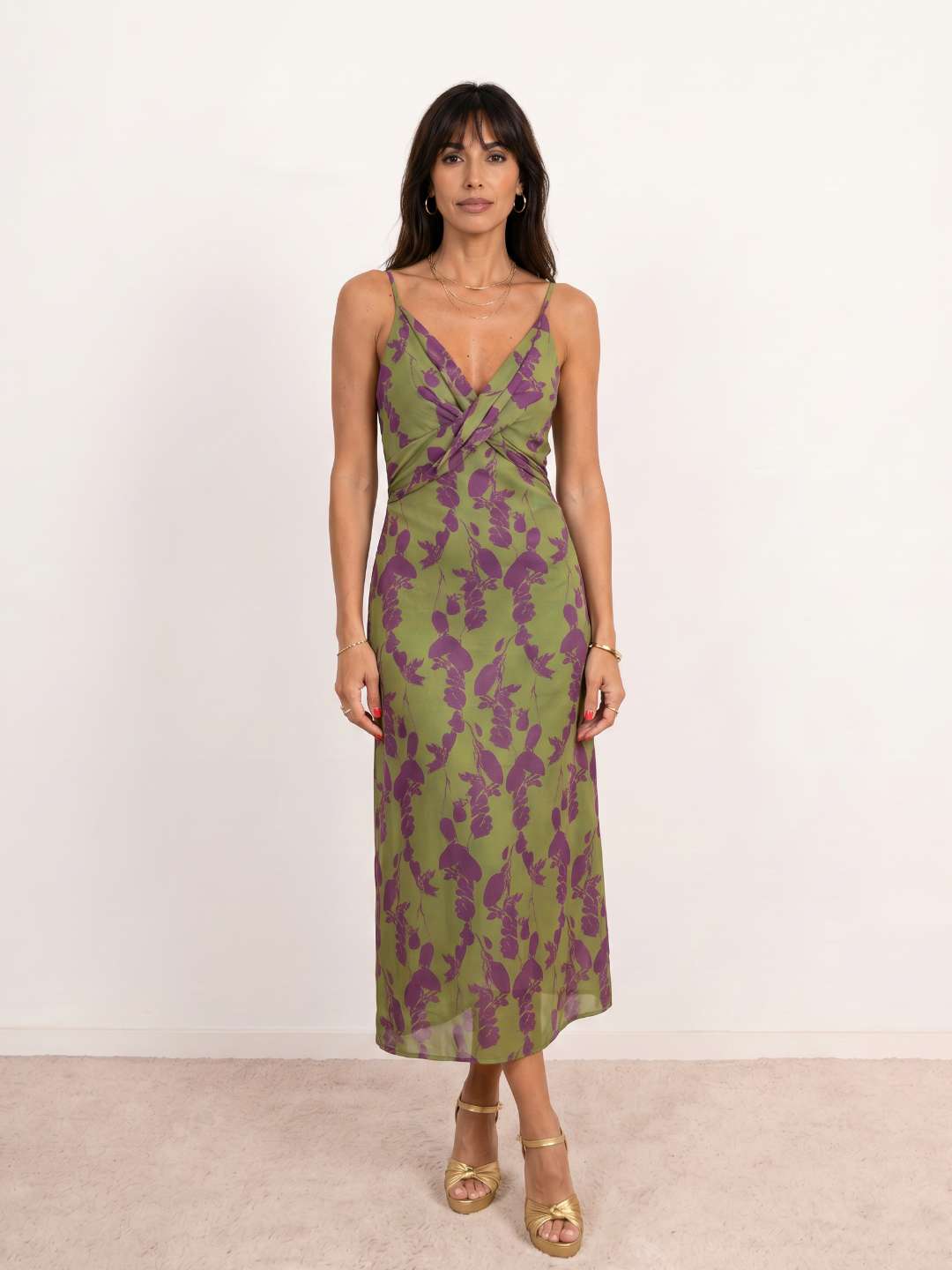Vestido midi estampado con tirantes