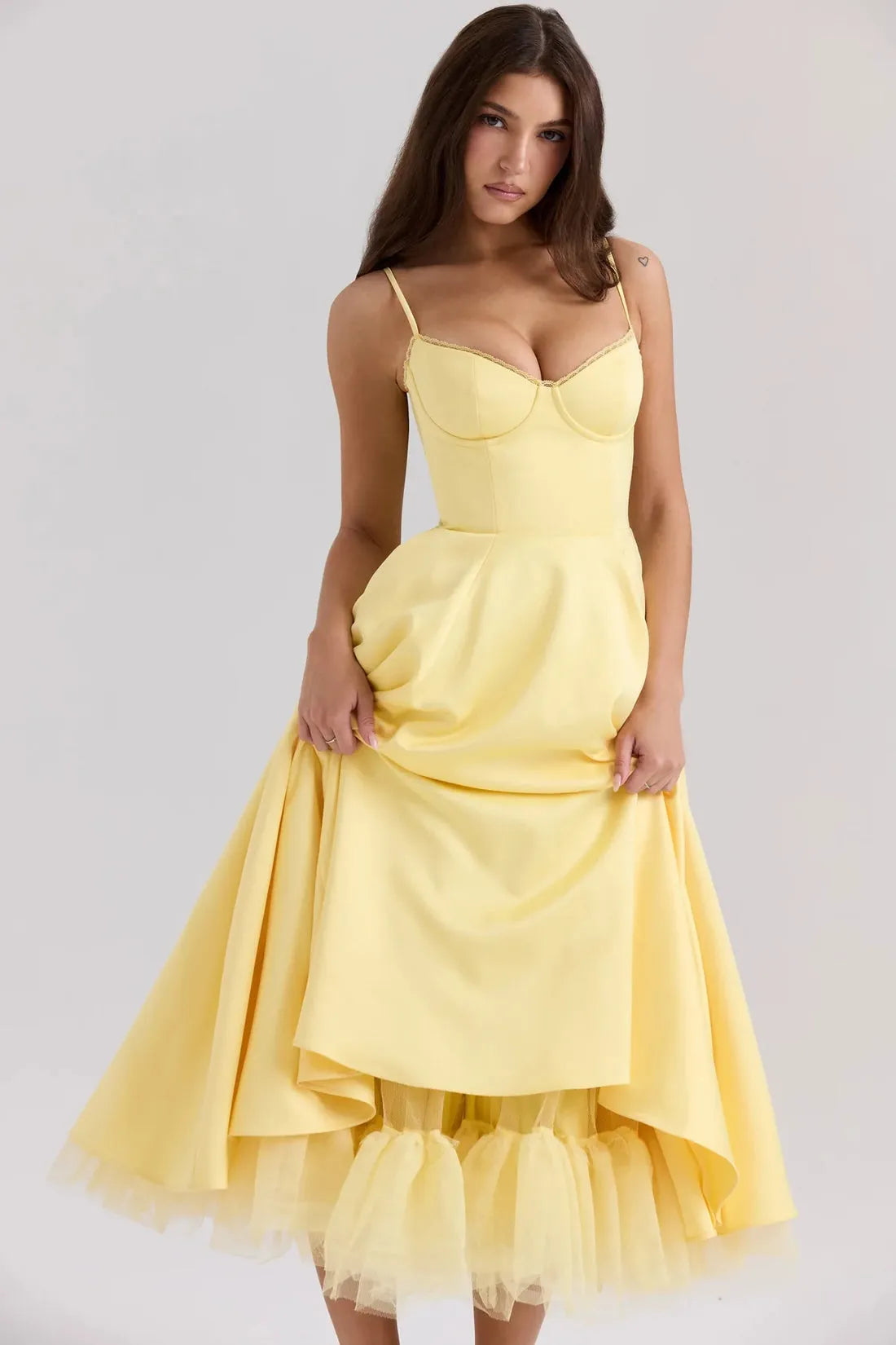 CINDY | Vestido Midi de Tul con Encanto Romántico