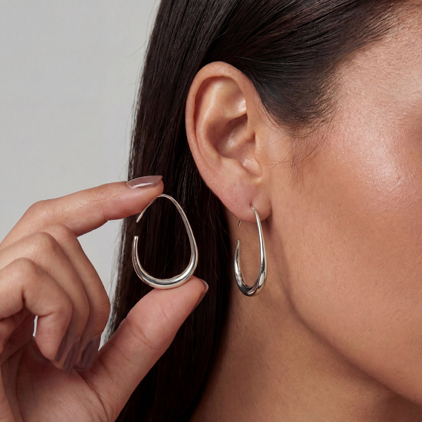 Elegant Oval Earrings