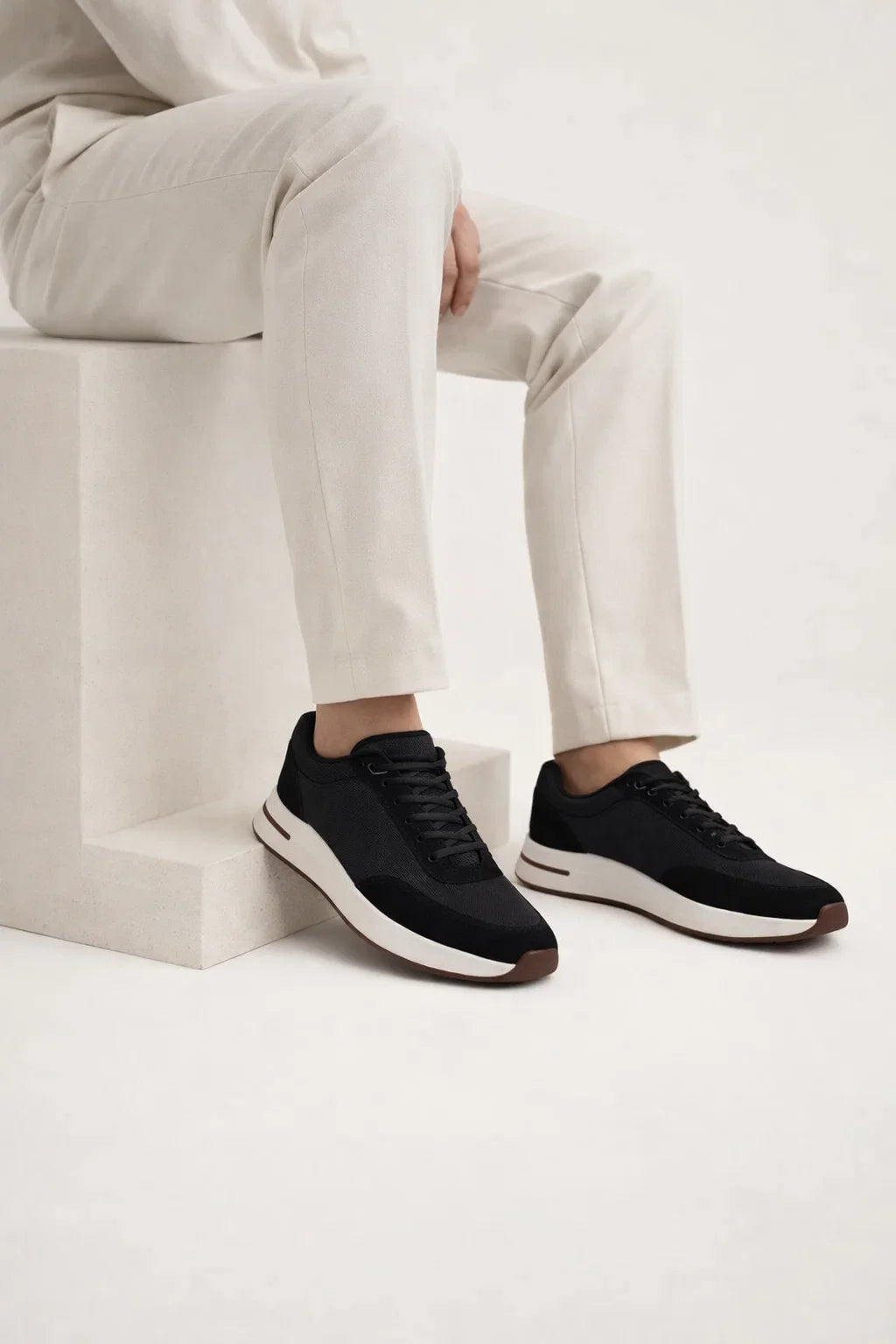 Giuliano Suede City Sneaker Black